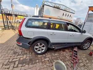 Volvo XC70 2010 T6 3.2l Stripping for Spares Engine and Gearbox Still Available
