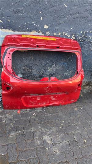 Renault Captur TailGate 