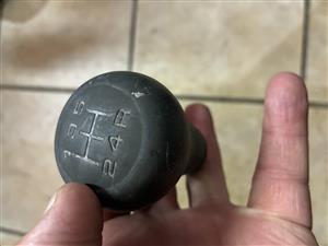 Gear shift knob 