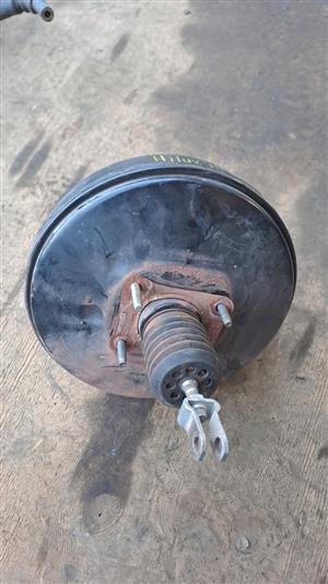 Toyota Hilux D4D brake booster and master cylinder for sale 