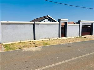 2 beds 1 bath House