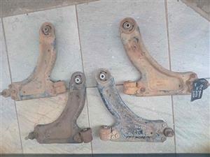 2008 opel corsa gamma and utility control arms for sale my number WhatsApp or cell  Patri