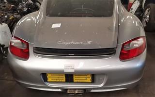 Porsche Cayman s stripping parts