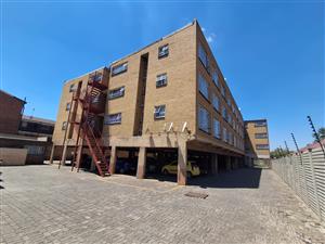 2-Bedroom Apartment For Sale in Vereeniging Central.