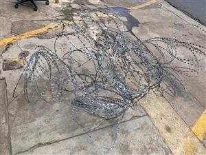 Razor wire 280 Steve Biko road  Gezina  PTA  Wattsup   calls