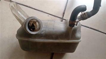 Renault megane radiator water bottle