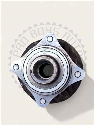 TOYOTA HILUX FJ CRUISER AND FORTUNER GD6 WHEEL BEARING AND HUB AVAILABLE FOR SALE