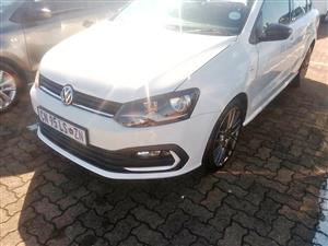 2013 VW polo sedan 1 6 Comfortline