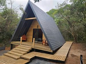 We manufacture Weekend or Holiday Log Homes 