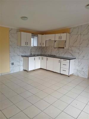 2 Bedroom Apartment  to let  in Kensington 