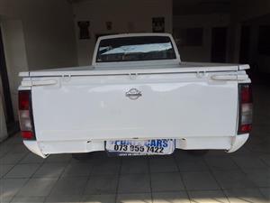 2019 NISSAN NP300 2.5  HARDBODY SINGLE CAB  MANUAL  DIESEL  LEATHER INTERIOR 