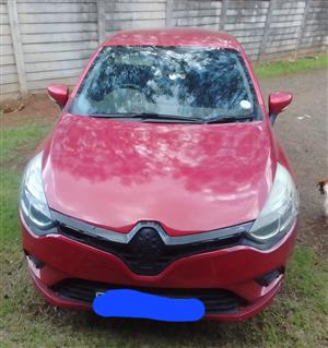 Renault clio 900t AUTHENTIQUE mk5 