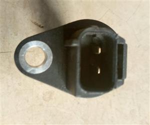 TOYOTA QUANTUM 1KR ELECTRONIC CRANK SENSOR