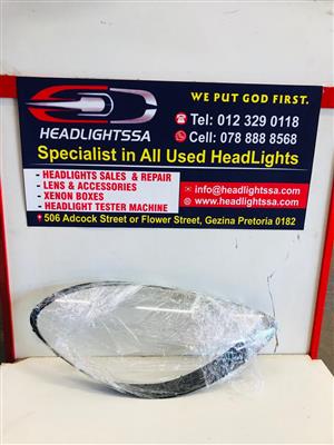 Porsche 718 series Cayman and Boxter right side headlight replacement lens 