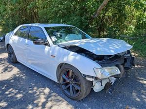 Chrysler  300 c stripping for spares 