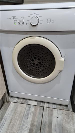 Very neat hardly used Defy Tumble dryer For Sale