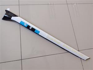 RANGE ROVER R/F DOME BEAD TRIM