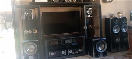 LG 7+2 3D HOME THEATRE SURROUND SOUND SYSTEM FOR SALE