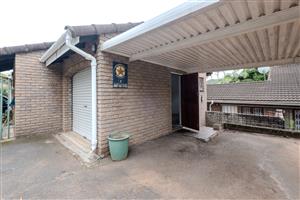 Spacious 2 Bedroom Townhouse in the Heart of Sunningdale