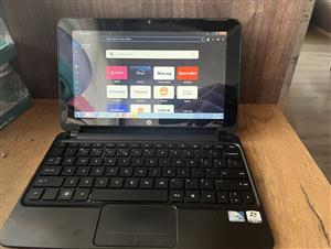 Selling HP Mini and Mecer notebook as a bundle deal.
