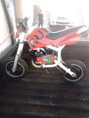 Kidiz pitbike for sal  4000
