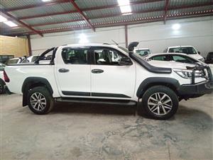 2017 Toyota Hilux 4x4 Double Cab  Manual 120,000km