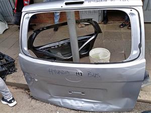 Hyundai H1 bus tailgate