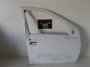 Nissan NP200 right door 