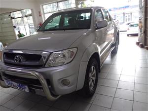 2010 Toyota Hilux 2.5D4D SRX DOUBLE CAB MANUAL Silver color SPARE KEY  