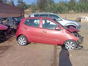 2011 hyundai i10 stripping for spares