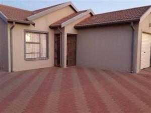 Two bedroom cottage to let in Johannesburg Alberton 