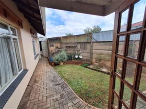 Your Dream Family Retreat Awaits!