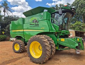 2022 John Deere S770
