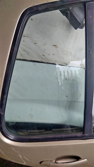 VW GOLF 4 QUARTER GLASS FOR SALE