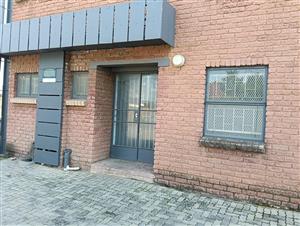 Factory/warehouse/workshop to let