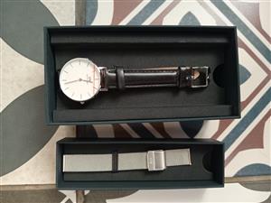 Brand new minimalistic unisex Daniel Wellington watch at a good price 