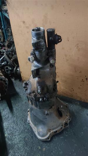 14 Nissan Gearbox for sale 
