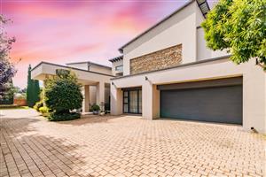 Welcome Home – Elegant Living Awaits!