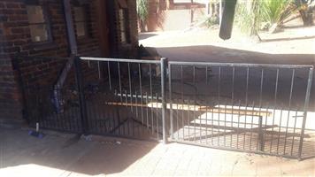7m x1.2m steel gate + fence