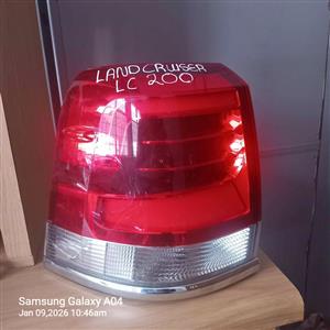 LAND cruiser LC 200 taillight left side