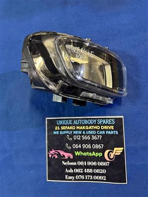 Hyundai Venue Right Headlight
