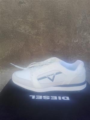 diesel takkies for sale