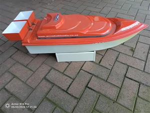 Remote control Baitboat