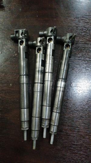 HYUNDAI H1 DIESEL INJECTORS