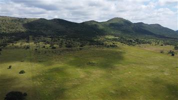 Prime Farmland Close to Buffelspoort Dam at Reduced Bargain Price!