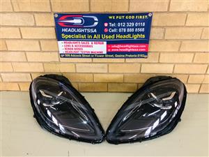 Porsche Macan 95B black Full LED left and right side xenon headlights