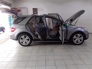 2010 Mercedes Benz ML350 4matic V6 Petrol Automatic Leather interior 152000km Grey Sunroof