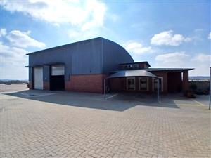 Limeroc Business Park | 617m² Warehouse To Let | Magner Street, Knoppieslaagte, Centurion