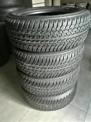 265/60/18 Dunlop Grandtrek A/T25 brand new set R7500.