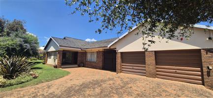 House For Sale in Lydenburg